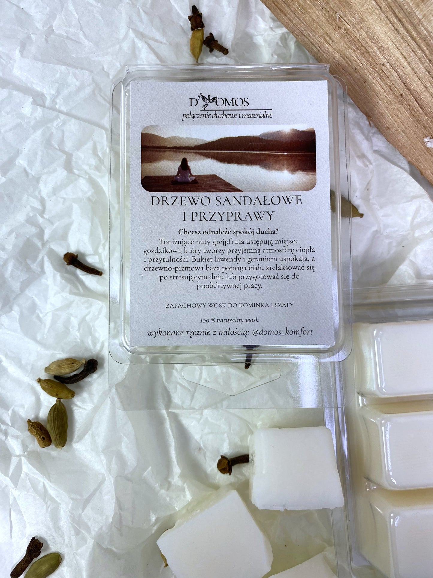 Wosk zapachowy (Wax melts) do kominków zapachowych i do aromatyzowania szaf "Drzewo sandałowe i przyprawy"