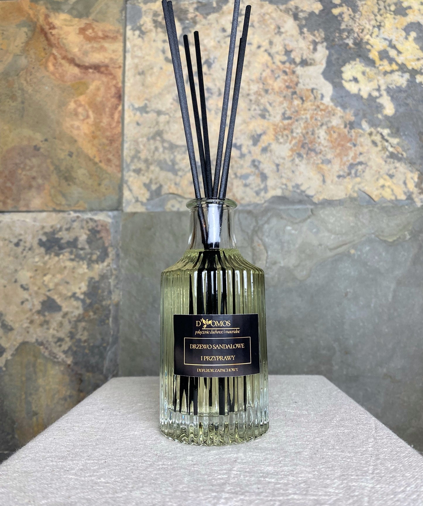 Dyfuzor z patyczkami "Drzewo sandałowe i przyprawy" 150 ml
