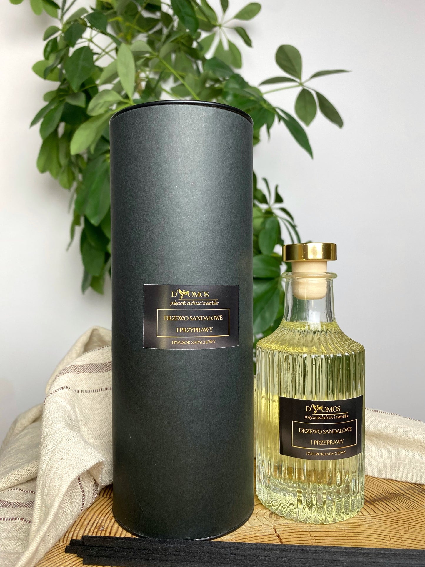 Dyfuzor z patyczkami "Drzewo sandałowe i przyprawy" 150 ml